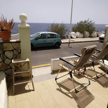 Appartamento Mini House In Front Of The Sea